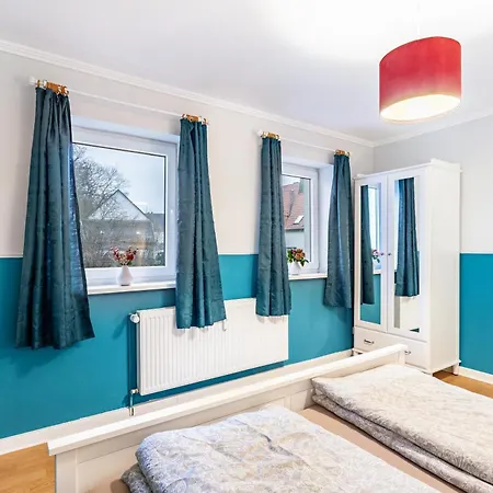 Im Torwaerterhaeuschen *